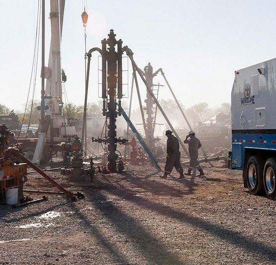 Image of oil and gas drilling site